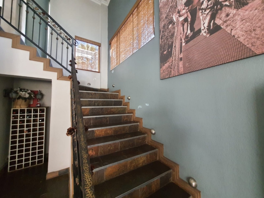 5 Bedroom Property for Sale in Vaalpark Free State